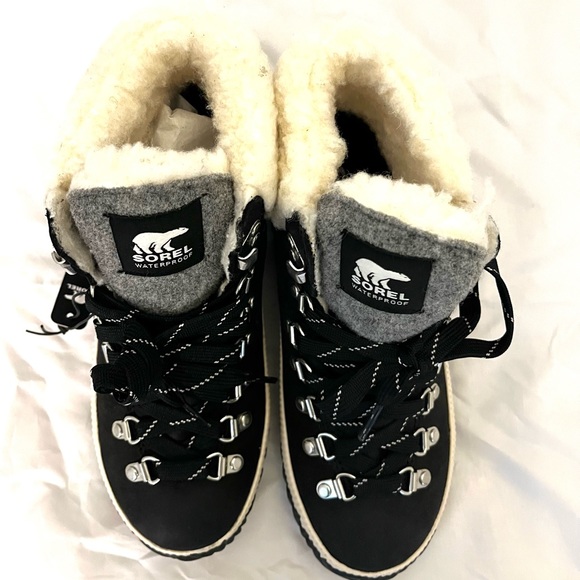 Sorel Out N About Plus Conquest sz 6 Boots - Picture 8 of 16